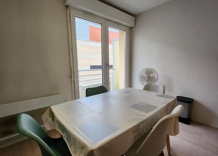 T2 Gare Matabiau - Metro Station - Hypercentre Tolosa